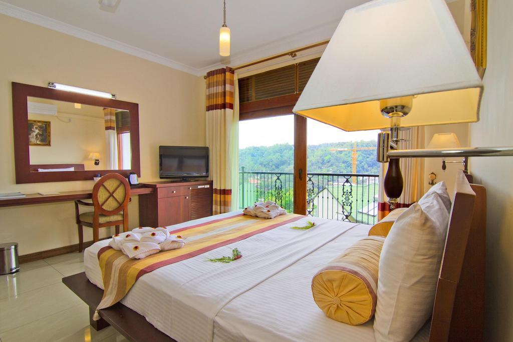 Serene Grand Villa Kandy Room photo